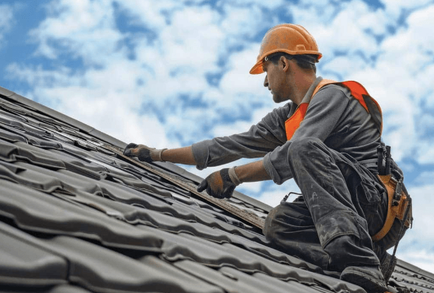 What to Look for When Hiring a Reliable Roofing Contractor in Peachtree City