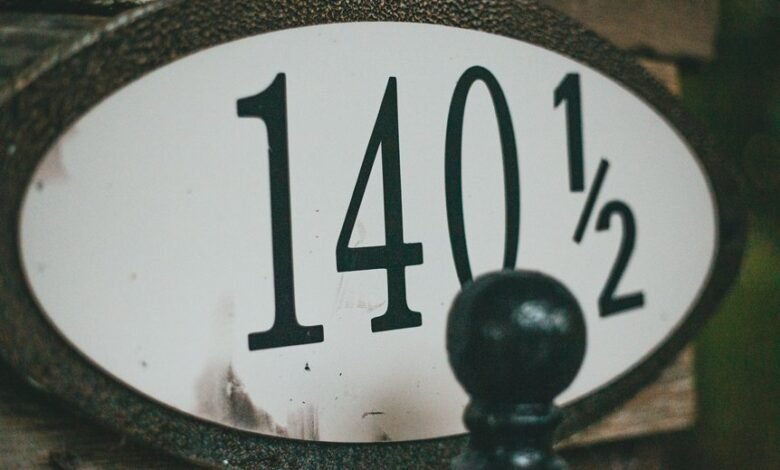retrieve multiple identity records by numbers